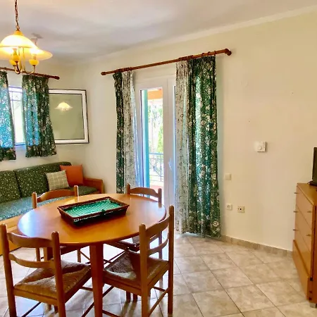 Apartmanhotel Rosalia & With Pool By Hotelius *