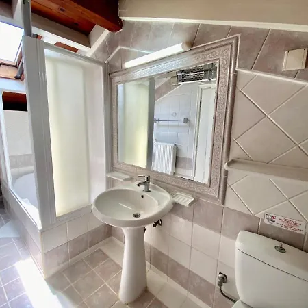 Rosalia & With Pool By Hotelius Apartmanhotel *