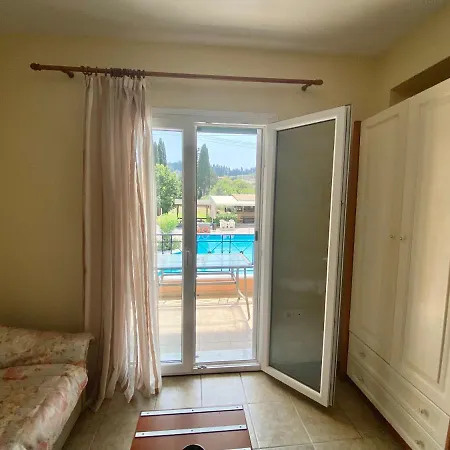 Rosalia & With Pool By Hotelius Corfu (city)