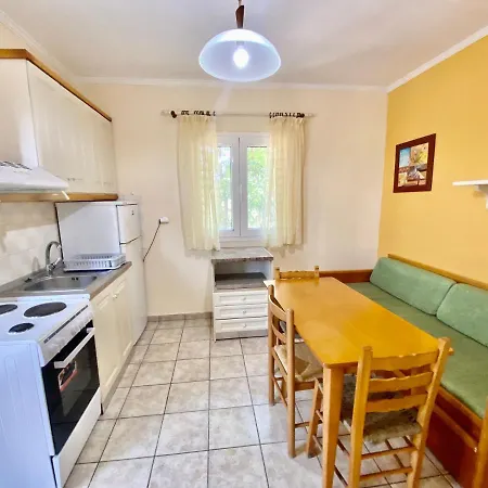 Appart hôtel Rosalia & With Pool By Hotelius Corfu (city)