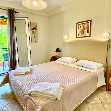 Apartahotel Rosalia & With Pool By Hotelius Corfu (city)
