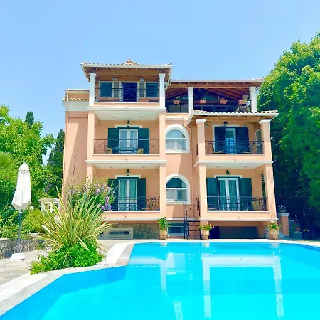 Rosalia & With Pool By Hotelius * Corfu (city)