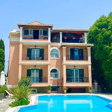 Rosalia & With Pool By Hotelius Apartahotel *