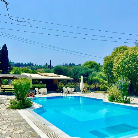 Rosalia & With Pool By Hotelius Apartahotel *