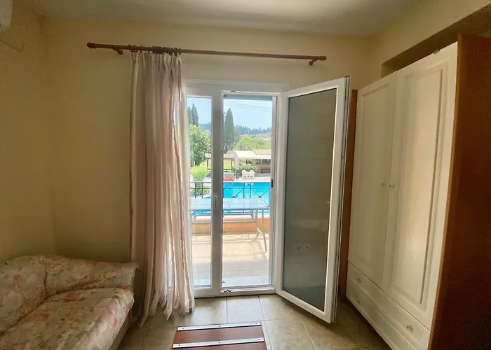 Rosalia & With Pool By Hotelius Corfu (city)