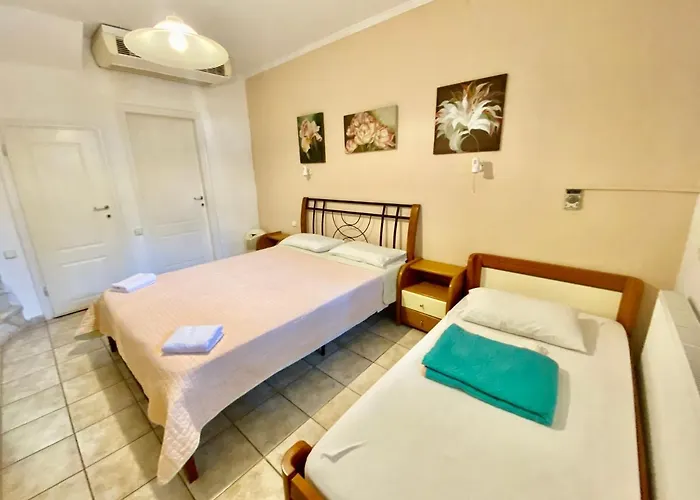 Aparthotel Rosalia & With Pool By Hotelius *