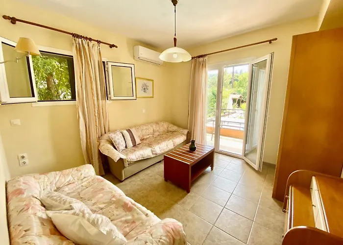 Aparthotel Rosalia & With Pool By Hotelius