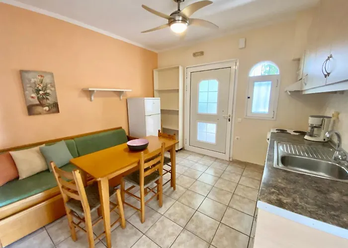 Rosalia & With Pool By Hotelius Aparthotel Corfu (city)