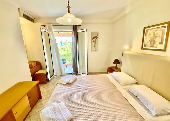 Rosalia & With Pool By Hotelius Aparthotel *