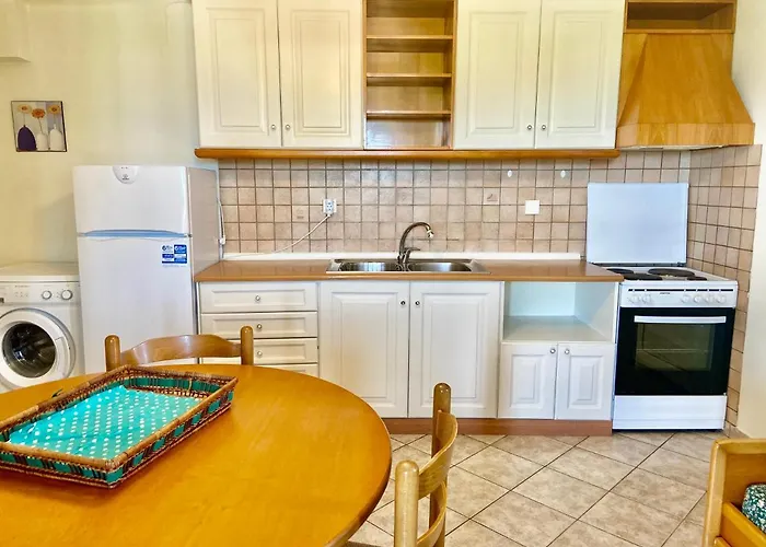 Aparthotel Rosalia & With Pool By Hotelius *