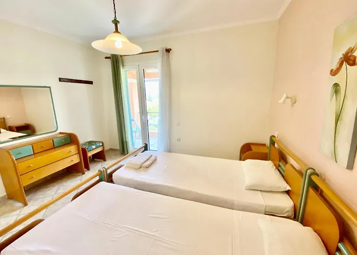 Rosalia & With Pool By Hotelius