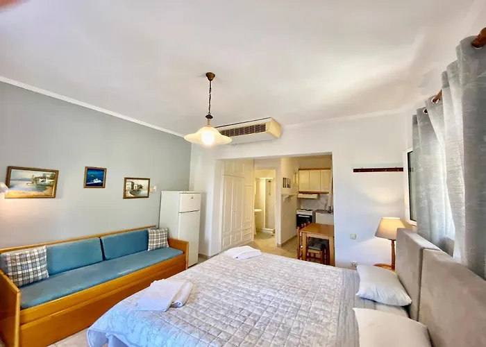 Rosalia & With Pool By Hotelius Aparthotel *