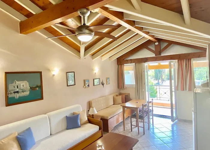 Rosalia & With Pool By Hotelius Aparthotel *