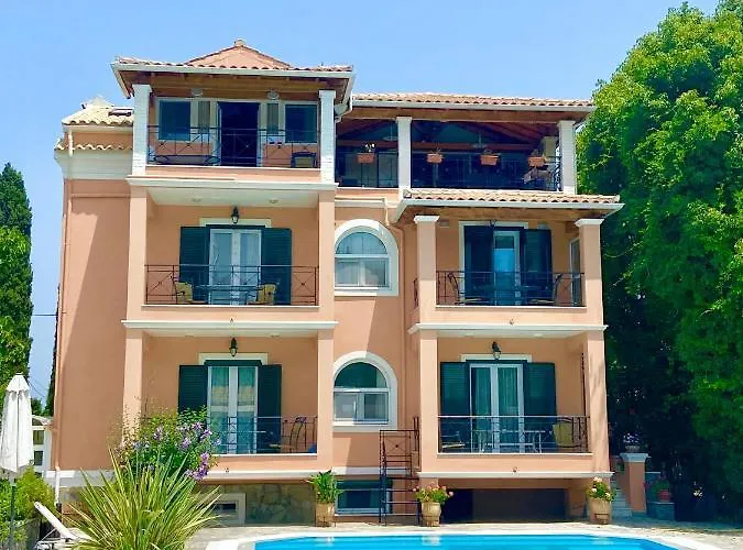 Rosalia & With Pool By Hotelius Aparthotel *