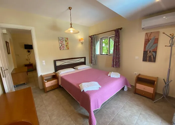 Rosalia & With Pool By Hotelius Aparthotel