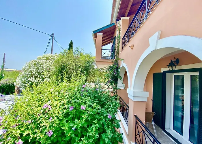 Rosalia & With Pool By Hotelius Aparthotel