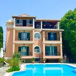 Rosalia & With Pool By Hotelius Aparthotel *