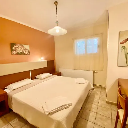 Rosalia & With Pool By Hotelius *