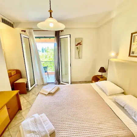 Rosalia & With Pool By Hotelius Апарт-отель *