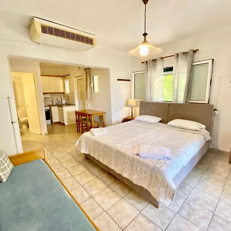 Rosalia & With Pool By Hotelius Апарт-отель