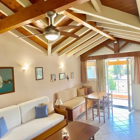 Rosalia & With Pool By Hotelius Apart-hotel *